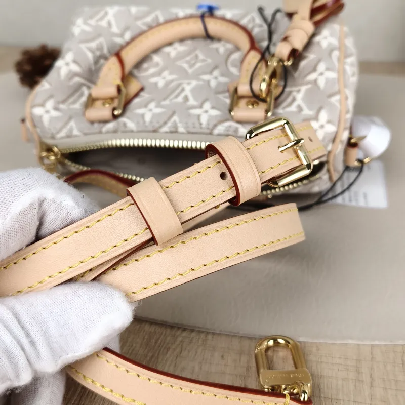 Louis Vuitton Crossbody Bag Speedy Nano Beige nano 16 × 7.5 × 10 cm — detail view 5 of 13