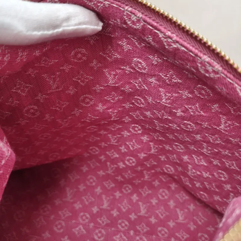 Louis Vuitton Shoulder Bag Baggy hobo Shoulder Bag Pink One Size 30 × 13 × 22 cm — detail view 10 of 13
