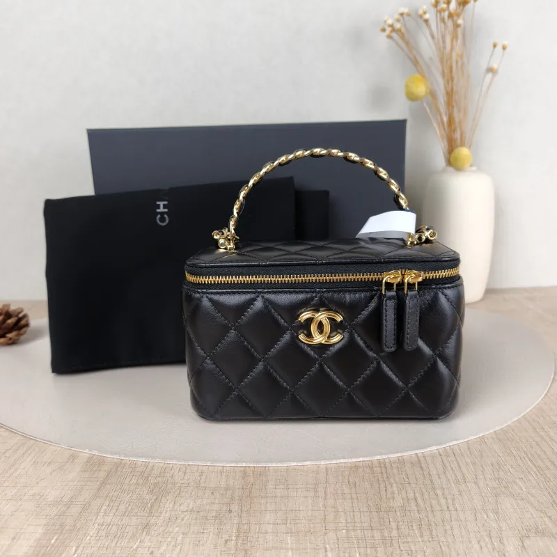 Chanel Crossbody Bag Edition Black Lambskin Mini 16 × 8 × 9.5 cm — cover view 5 of 6