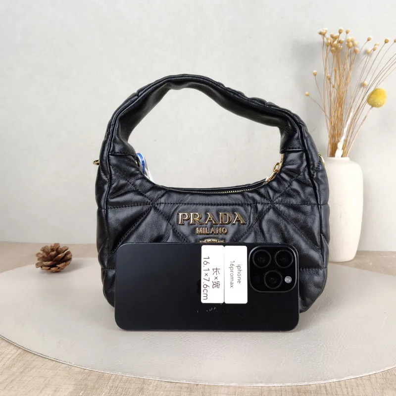 PRADA Shoulder Bag Re-Edition Black Lambskin 22 × 8 × 16 cm — cover view 5 of 5
