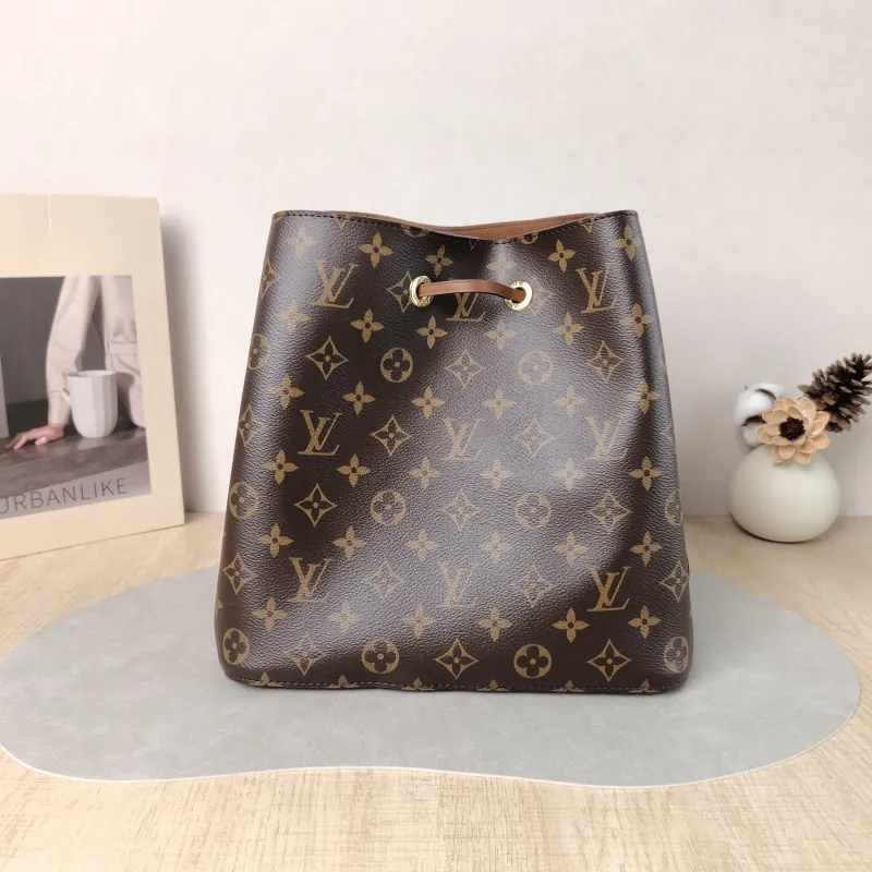 Louis Vuitton Shoulder Bag NÉONOÉ Bucket Bag Caramel PVC Medium 26 × 17.5 × 26 cm — cover view 3 of 5