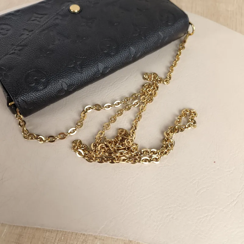 Louis Vuitton Crossbody Bag Pochette Félicie Black Calfskin Small 21 × 3 × 12 cm — detail view 1 of 14