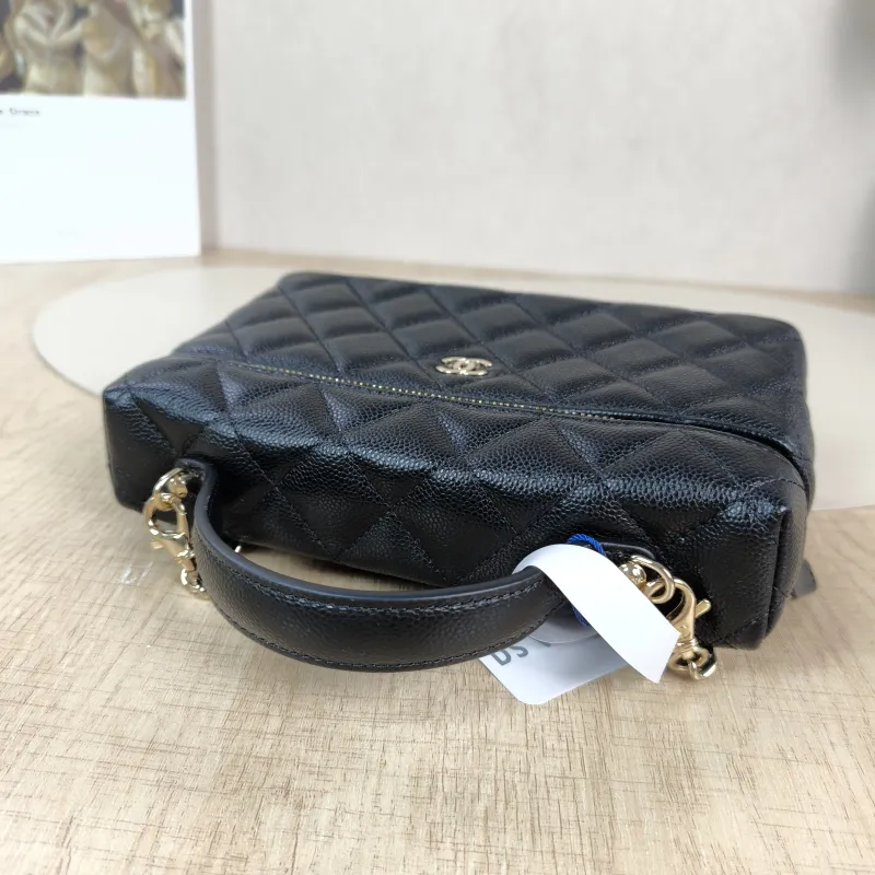 Chanel Crossbody Bag lp Box Bag Top Handle Crossbody Bag Black Calfskin One Size 19.5 × 5 × 17 cm — detail view 1 of 13