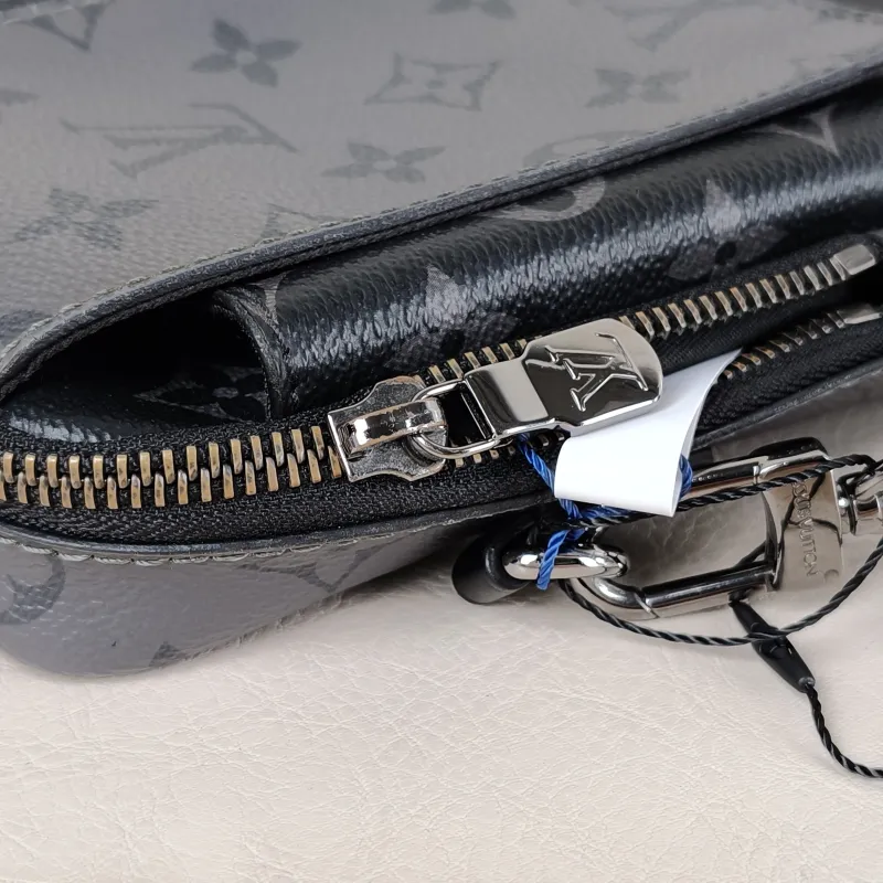 Louis Vuitton Crossbody Bag Double Phone Pouch Black Monogram PVC One Size 11 × 5 × 18 cm — detail view 2 of 10