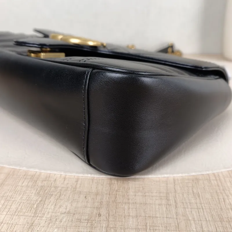 GUCCI Crossbody Bag GG Marmont Medium Marmont 26 Black CC alfskin Medium 26 × 7 × 15 cm — detail view 12 of 13