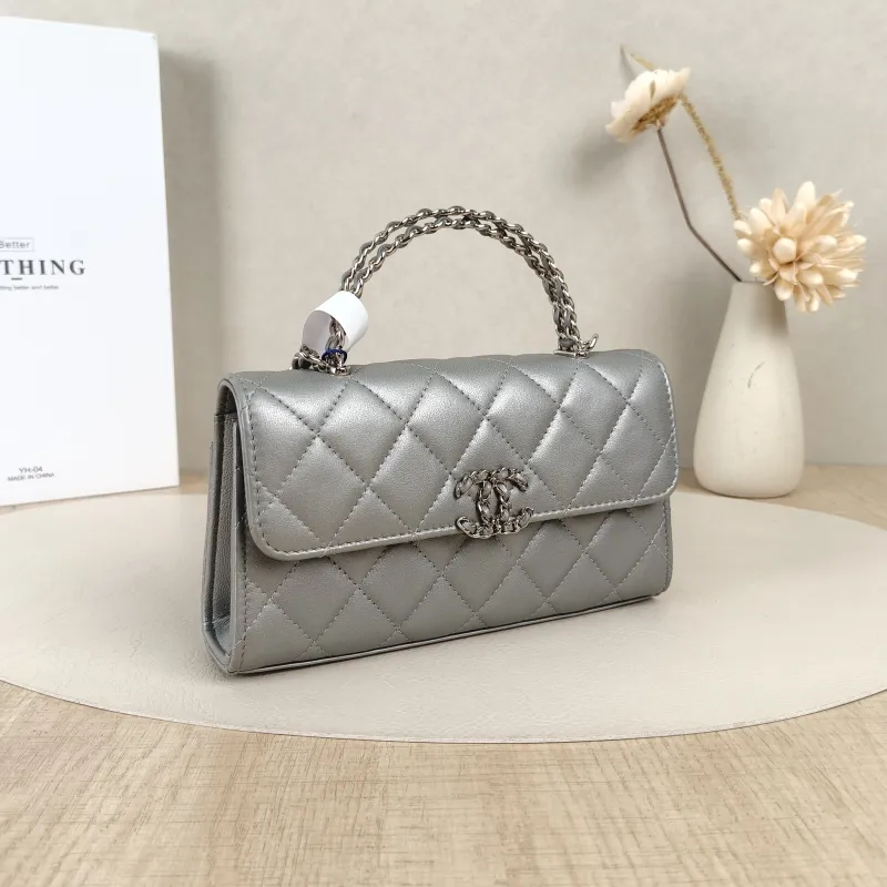 Chanel Crossbody Bag kelly Silver Calfskin One Size18 × 4.5 × 10 cm — cover view 3 of 9