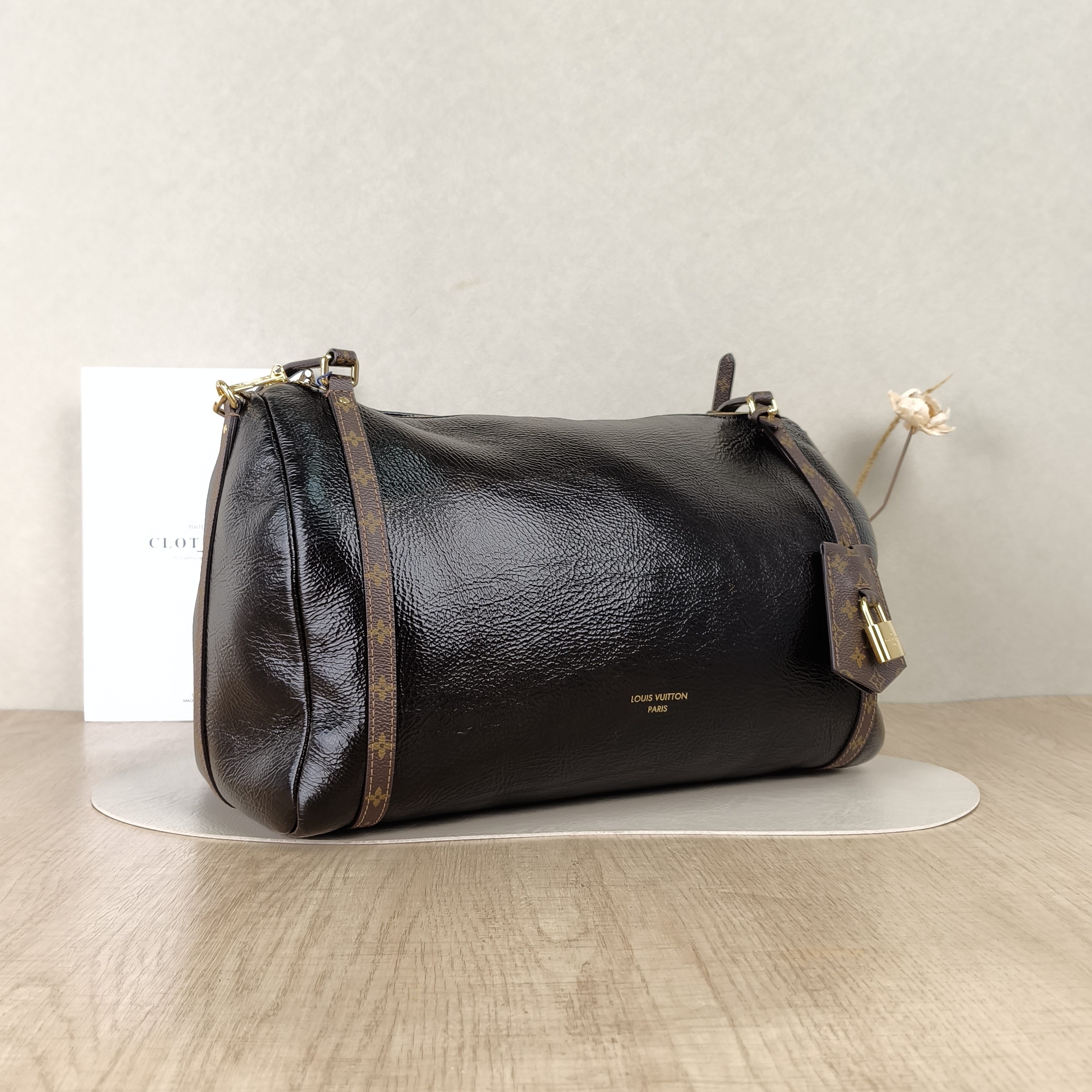 Louis Vuitton Shoulder Bag EXPRESS Shoulder Bag Brown Calfskin Medium36 × 18.5 × 24 cm — cover view 3 of 4