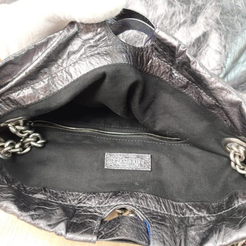 BALENCIAGA Crossbody Bag Crush Grey Waxed Leather BB 36 × 12 × 39 cm — detail view 11 of 11