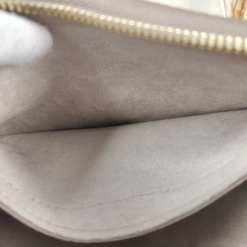Louis Vuitton Crossbody Bag Boulogne Monogram Empreinte Embossed Calfskin Small 26 × 9.5 × 16 cm — detail view 1 of 11