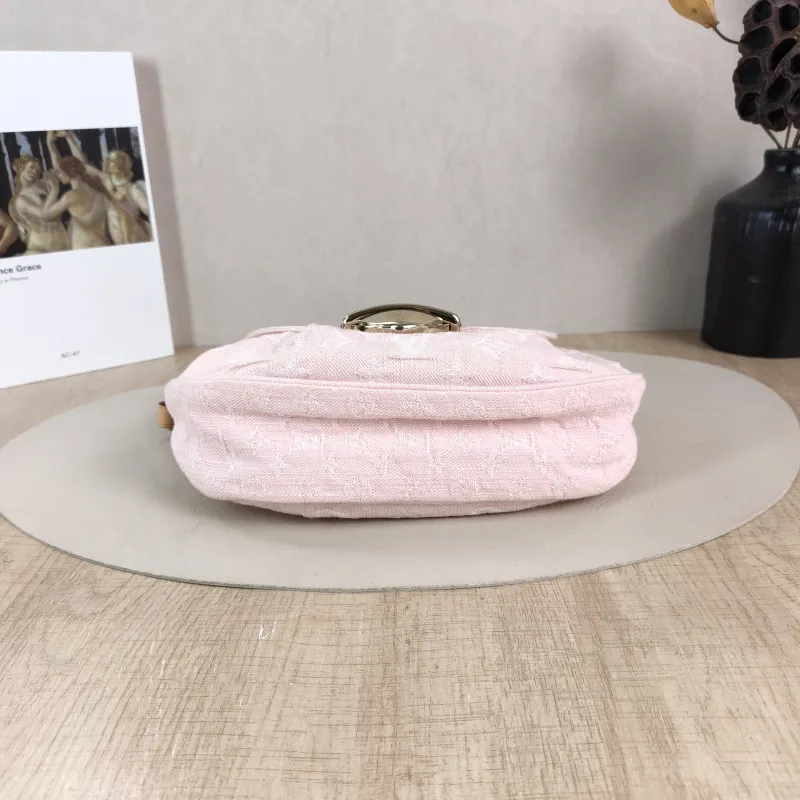 Louis Vuitton Shoulder Bag Sunset Pink One Size 27 × 3 × 18 cm — cover view 2 of 5