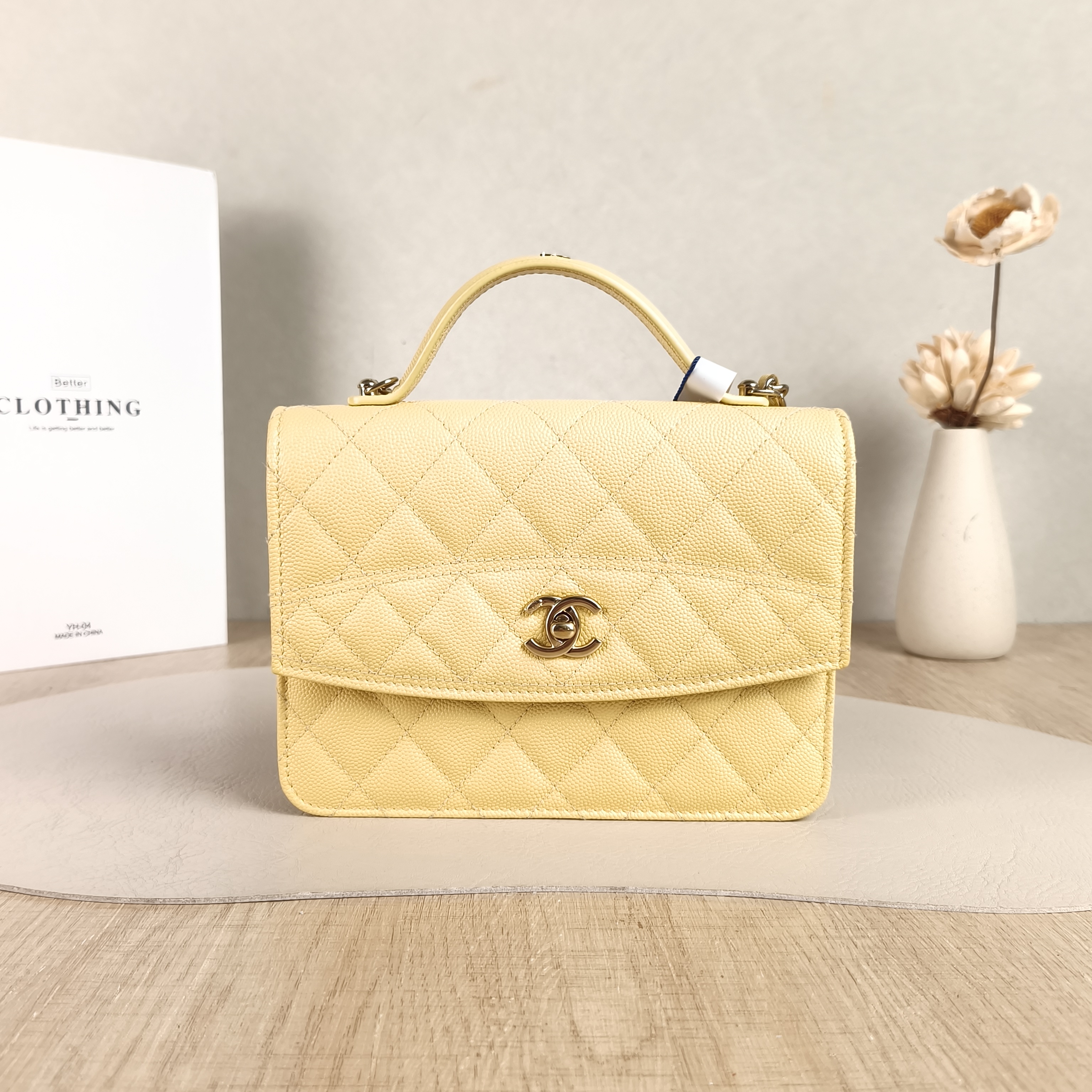 Chanel Backpack Backpack Yellow Grained Calfskin One Size18.2 × 5 × 14 cm