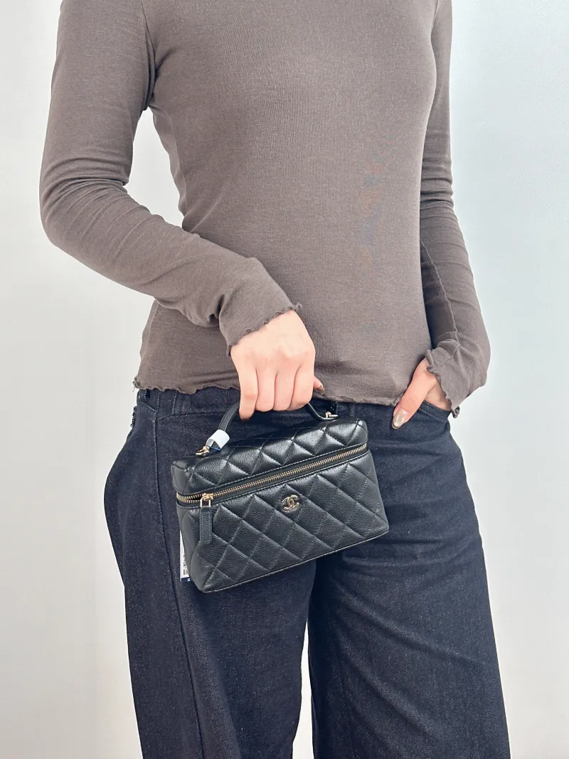 Chanel Crossbody Bag lp Box Bag Top Handle Crossbody Bag Black Grained Calfskin One Size 19.5 × 5 × 17 cm — on-model view 1 of 3