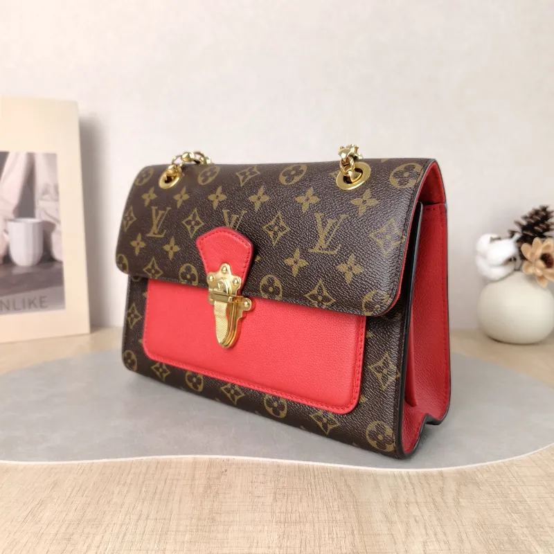 Louis Vuitton Crossbody Bag VICTOIRE Red PVC · Calfskin One Size 27 × 10 × 17 cm — cover view 3 of 5