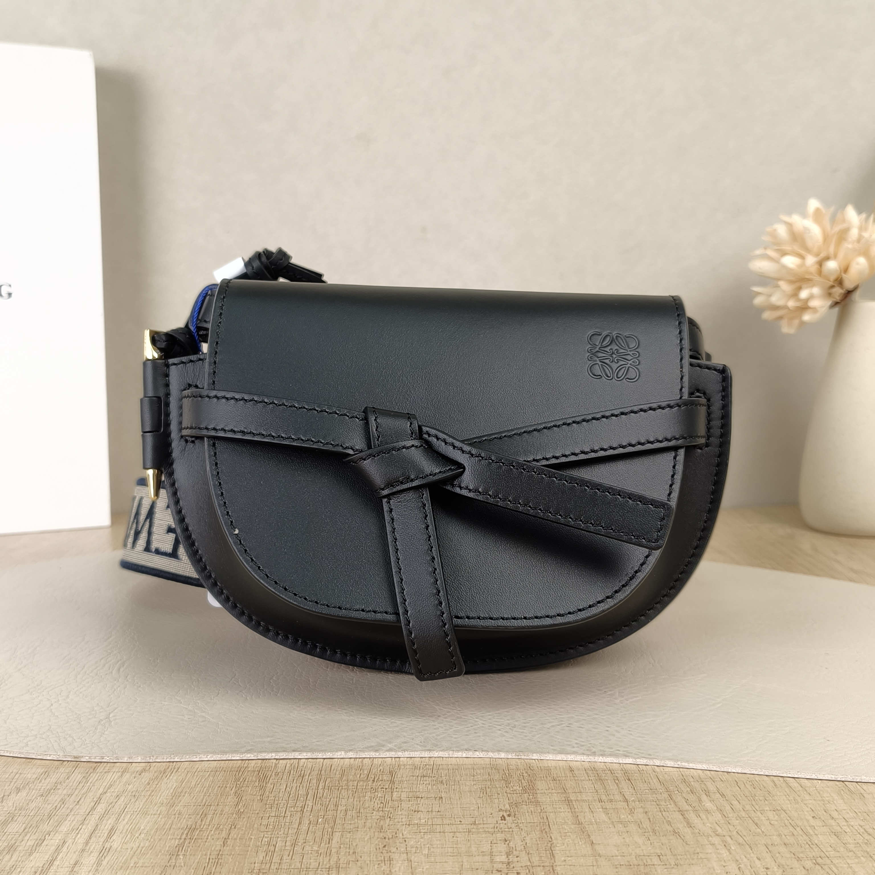 LOEWE Crossbody Bag Gate Black Shoulder Strap Calfskinmini15 × 8 × 12.5 cm