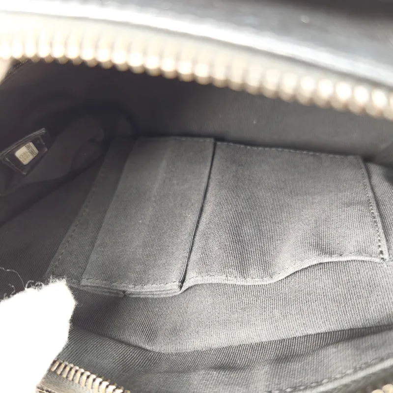 Chanel Crossbody Bag Gabrielle Gabrielle Bagsoblack Black Calfskin Small20 × 8 × 15 cm — detail view 5 of 13