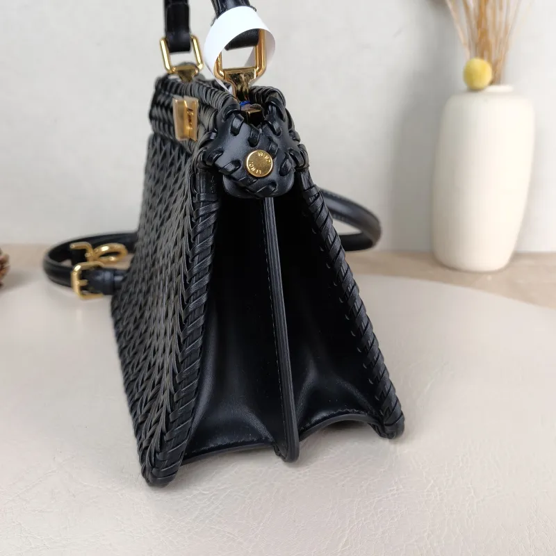 FENDI Crossbody Bag Peekaboo Crossbody Bag Black Woven 20 × 10 × 15 cm — detail view 9 of 10