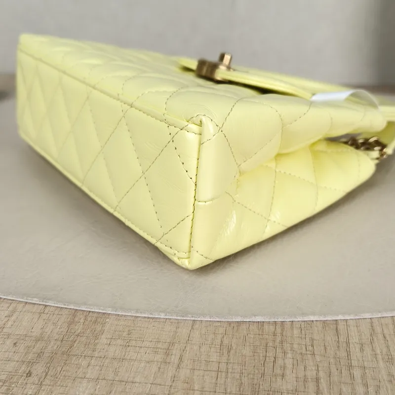 Chanel Crossbody Bag Kelly Yellow Waxed Leather Mini 19 × 7 × 13 cm — detail view 6 of 12