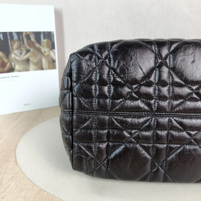 DIOR Top Handle Bag TOUJOURS Black so black Waxed Leather Medium 28.5 × 17 × 21.5 cm — detail view 4 of 12