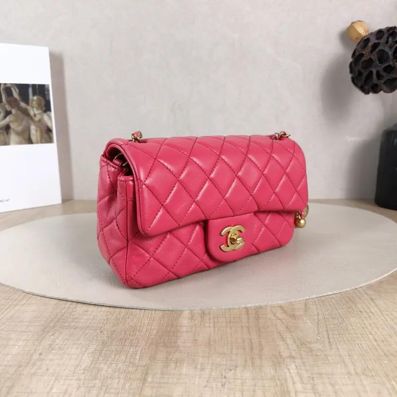 Chanel Crossbody Bag mini Red Lambskin One Size 20 × 6 × 12 cm 30 — cover view 2 of 6