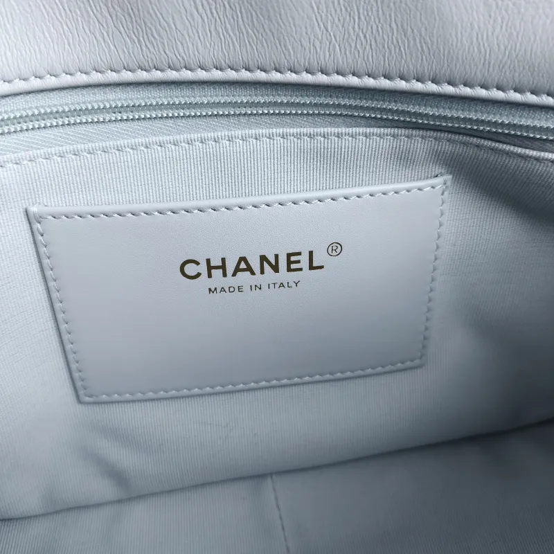 Chanel Crossbody Bag cf Collection Crossbody Bag Blue Lambskin 24.5 × 8 × 16 cm — detail view 4 of 13