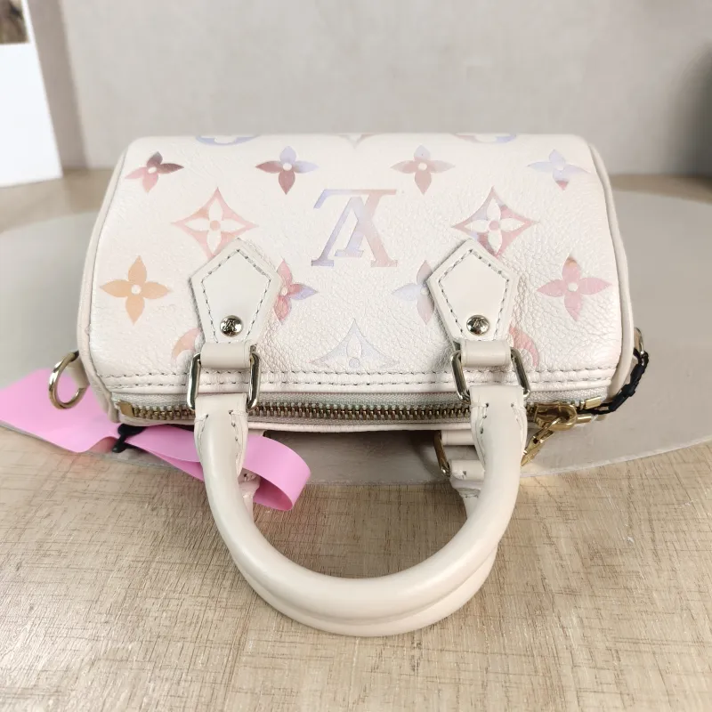 Louis Vuitton Crossbody Bag Speedy Nano Calfskin nano 16 × 7.5 × 10 cm — detail view 5 of 10
