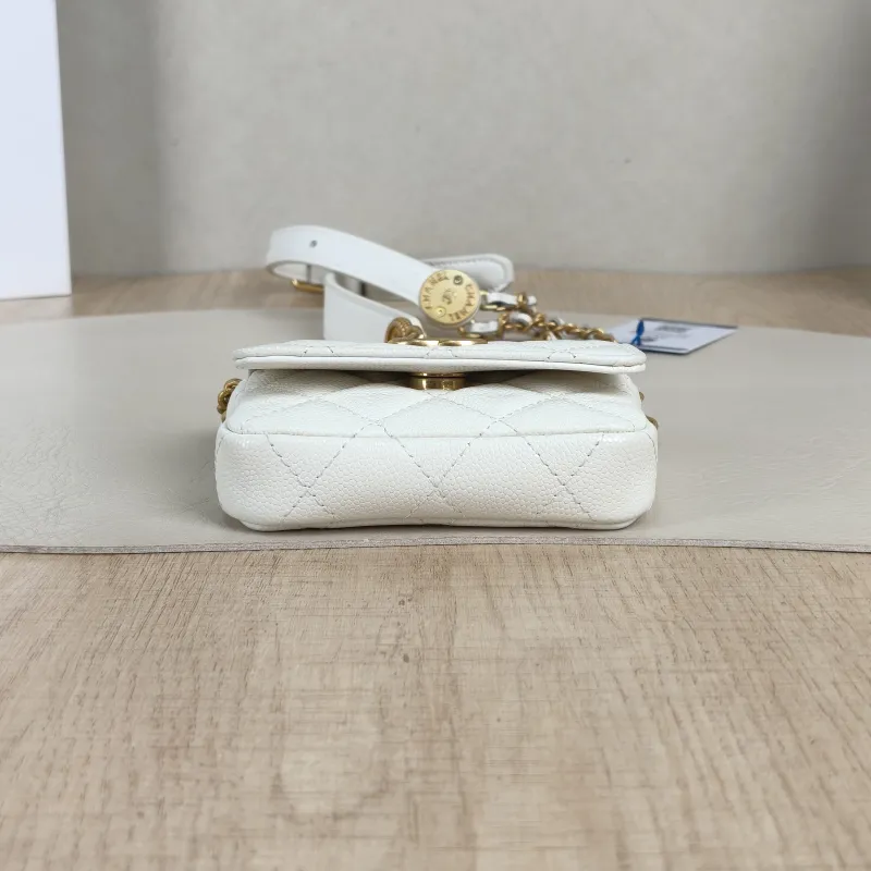 Chanel Wallet Wallet White Grained Calfskinmini10 × 2 × 8 cm — cover view 5 of 5