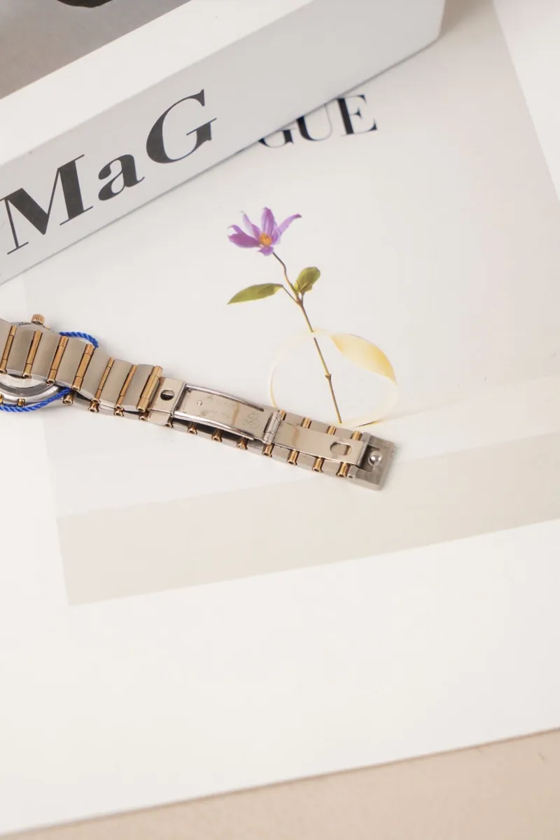 OMEGA Watch Collection Watch Gold One Size 22.5mm — cover view 9 of 10