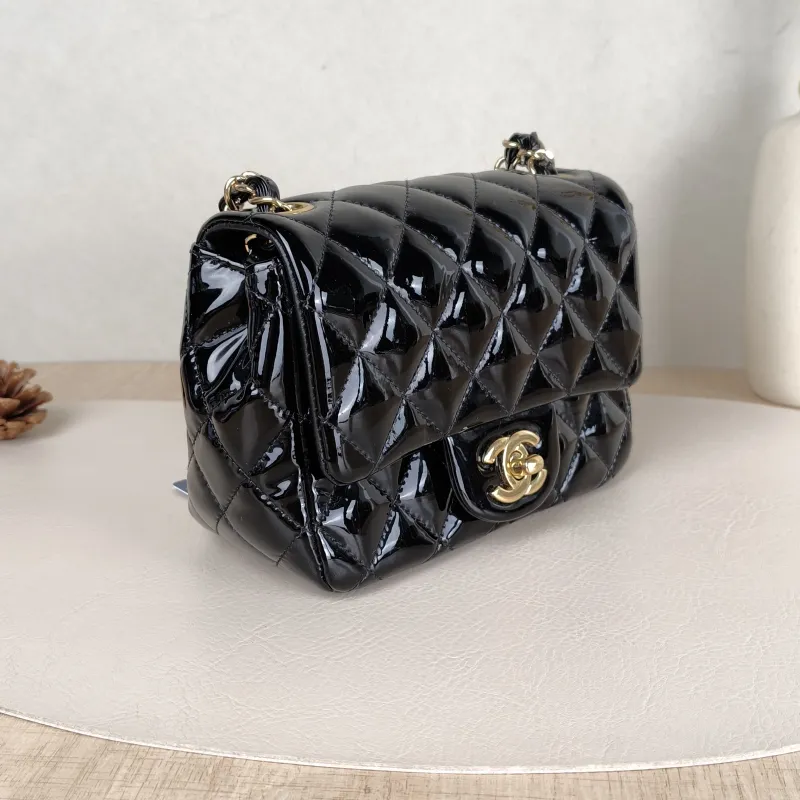 Chanel Crossbody Bag Classic Flap Mini CF Mini Black with Gold-Tone Hardware Patent Leathermini17 × 8 × 13.5 cm — cover view 4 of 5