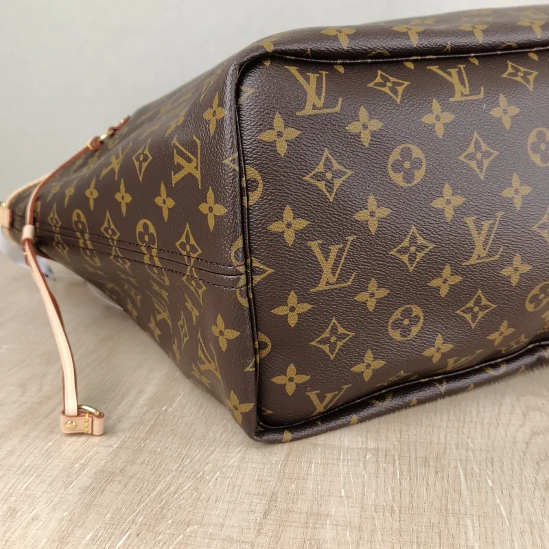 Louis Vuitton Shoulder Bag Neverfull Monogram PVC Large 39 × 19 × 32 cm — detail view 5 of 10