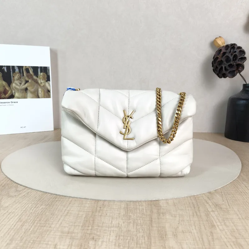 SAINT LAURENT Crossbody Bag LOULOU PUFFER White Lambskinmini23 × 8.5 × 15.5 cm