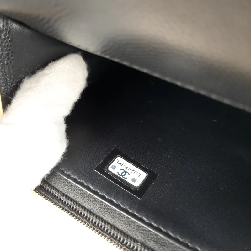 Chanel Backpack Backpack Black Calfskin One Size 18.2 × 5 × 14 cm — detail view 7 of 13