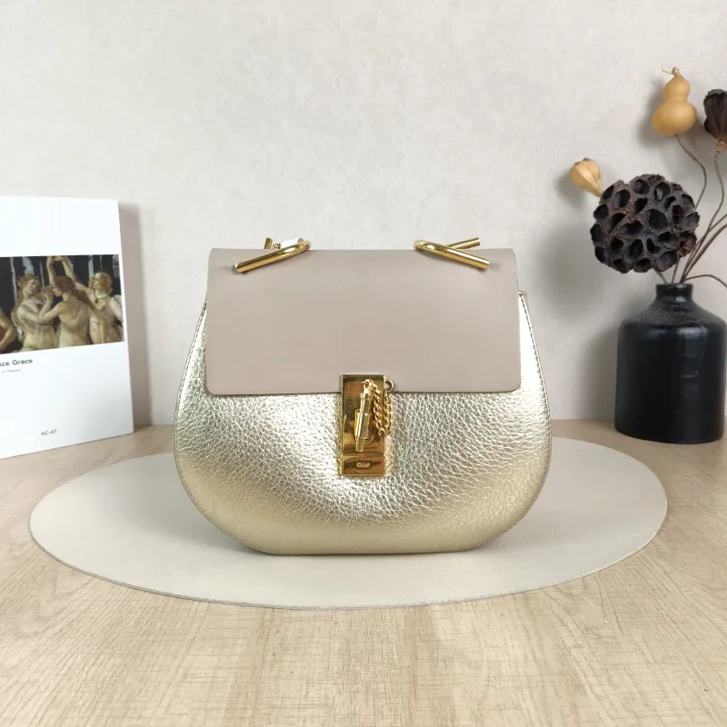 Chloé Crossbody Bagdrew Gold Calfskin One Size23 × 7.5 × 19 cm