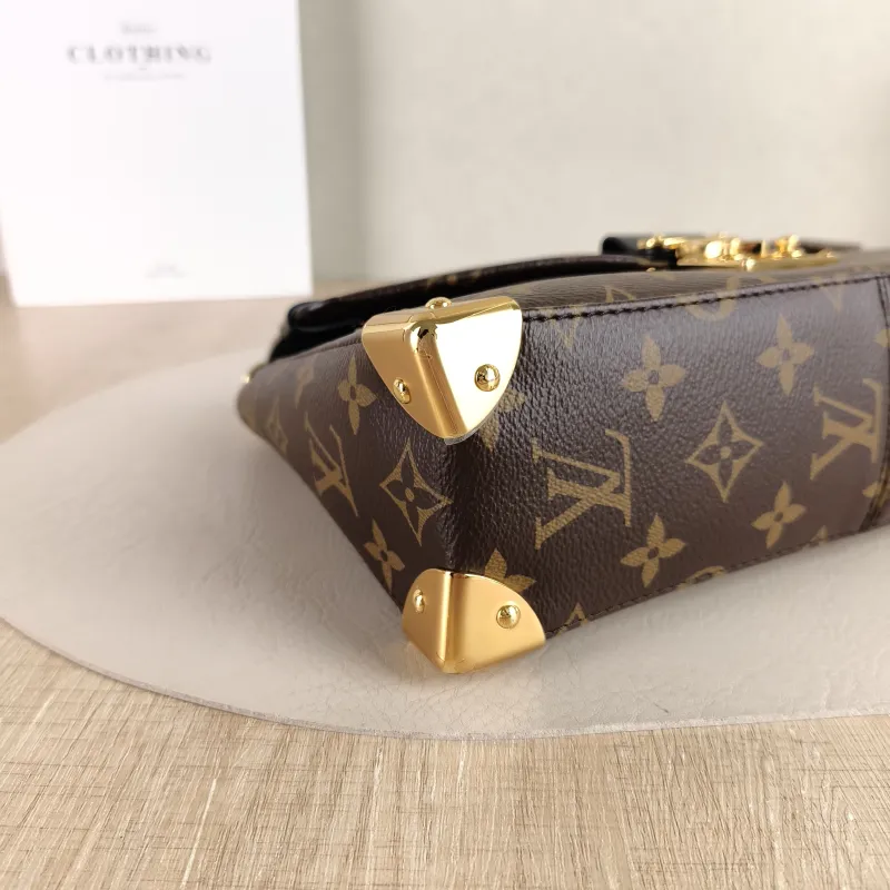 Louis Vuitton Shoulder Bag Trunkie Box Chain Bag Monogram PVC Large 27 × 8 × 16 cm — detail view 2 of 11