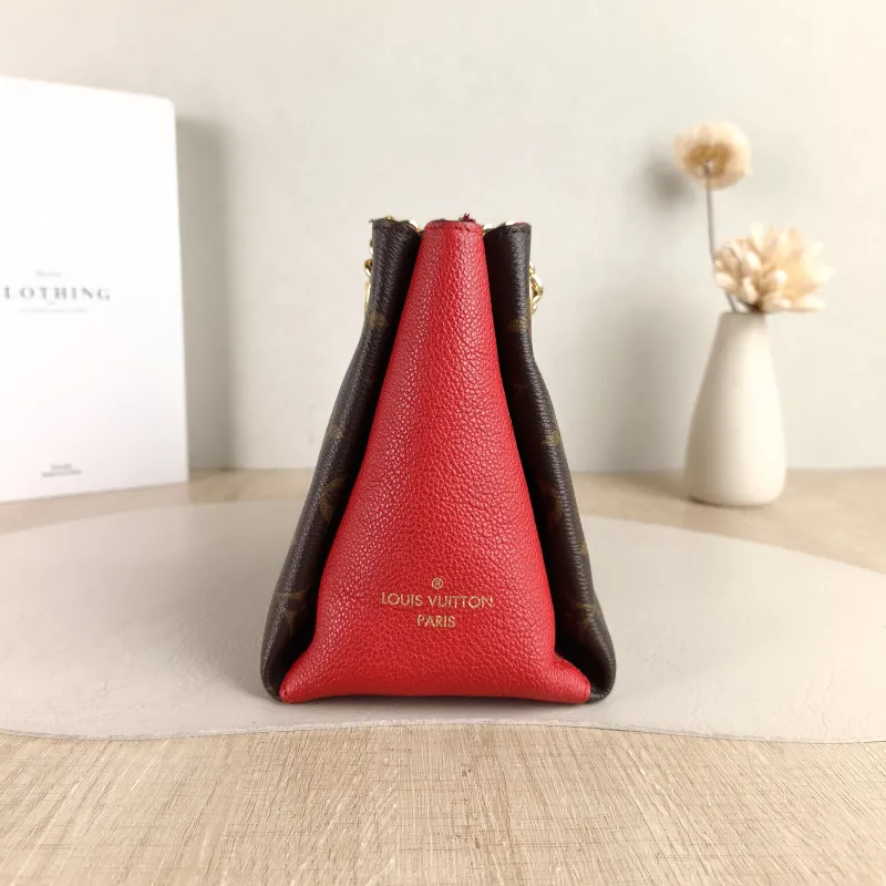 Louis Vuitton Crossbody Bag Surène BB Chain Bag Red Monogram PVC · Calfskin BB 24 × 11 × 17 cm — detail view 7 of 11