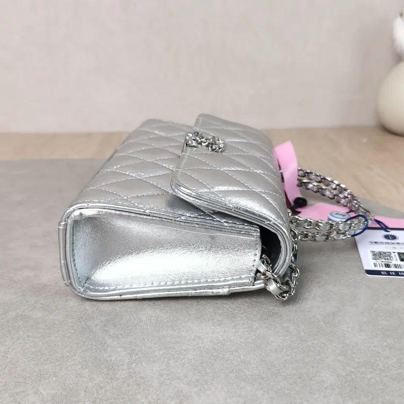 Chanel Crossbody Bag kelly Silver Waxed Leather One Size 18 × 4.5 × 10 cm — detail view 9 of 12