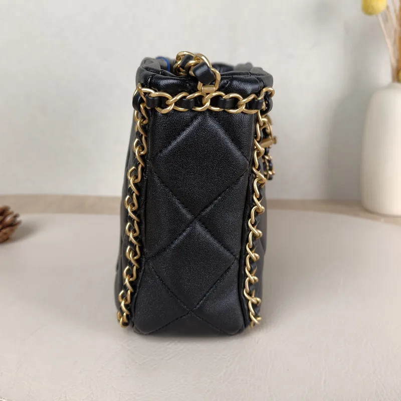 Chanel Shoulder Bag Bucket Bag Black Lambskin One Size 22 × 8 × 17 cm — detail view 12 of 12