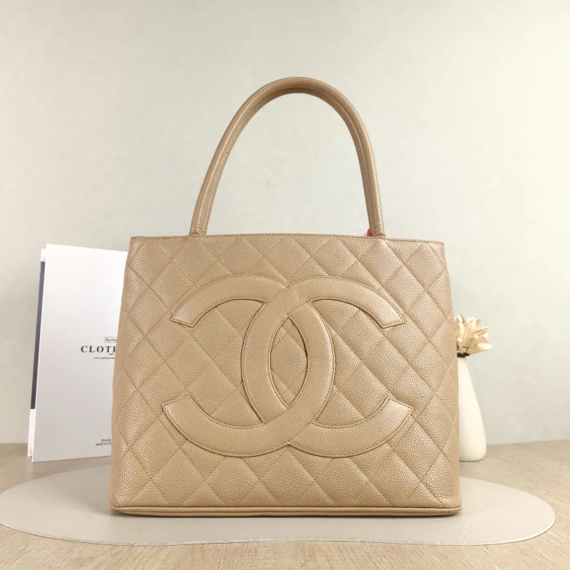 Chanel Top Handle Bag Medallion Taupe Grained Calfskin Large 30 × 15 × 24 cm 7