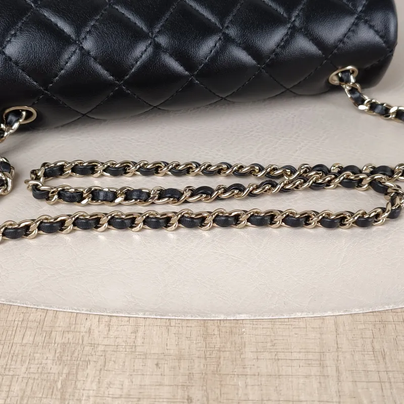 Chanel Crossbody Bag Classic Flap Large Mini CF Mini C Black SL ambskin mini 20 × 6 × 12 cm — detail view 3 of 15