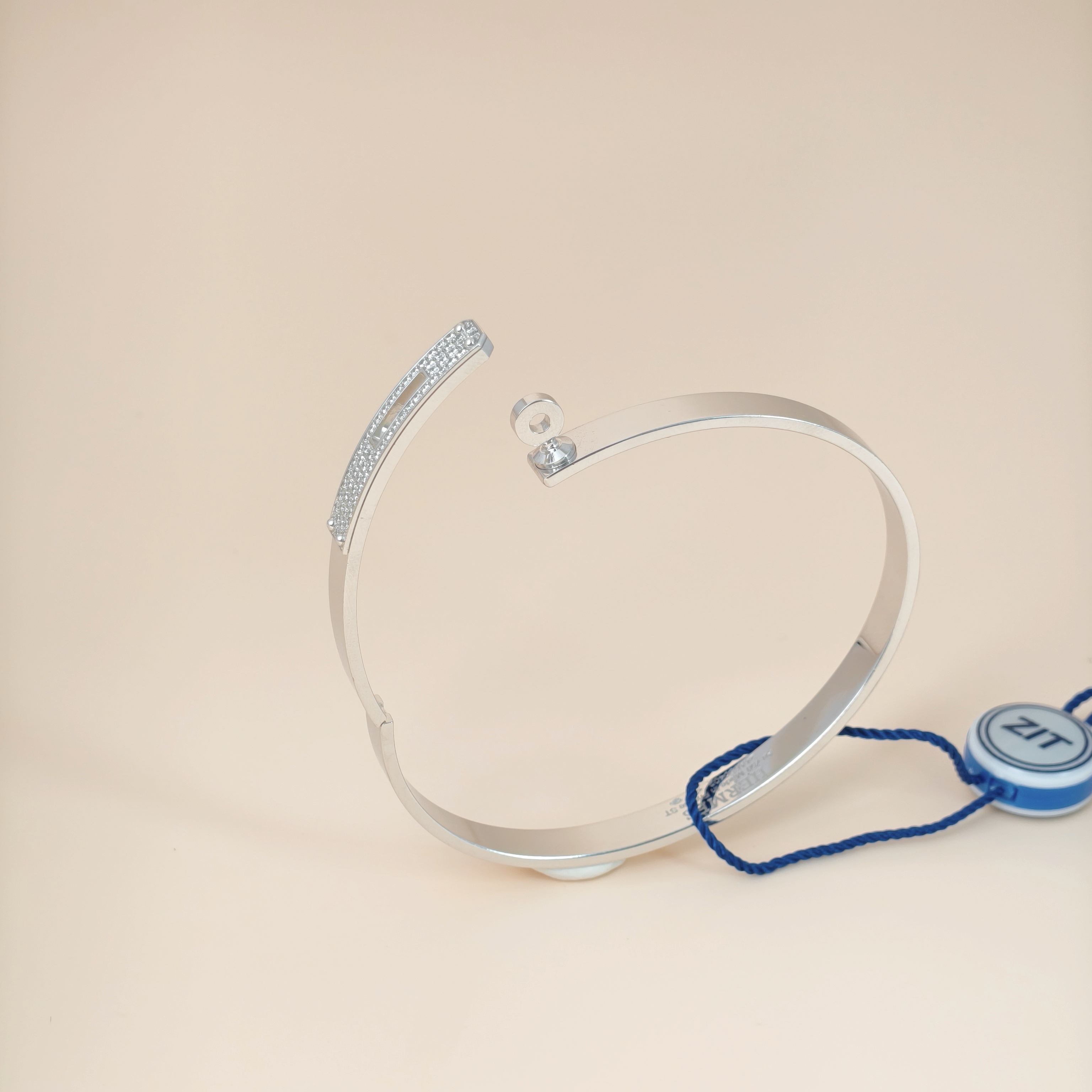 Hermès Bangle Kelly Bangle White Gold 18KW hite Gold Diamond One Size 0.55 ST 16.3cm — cover view 3 of 12