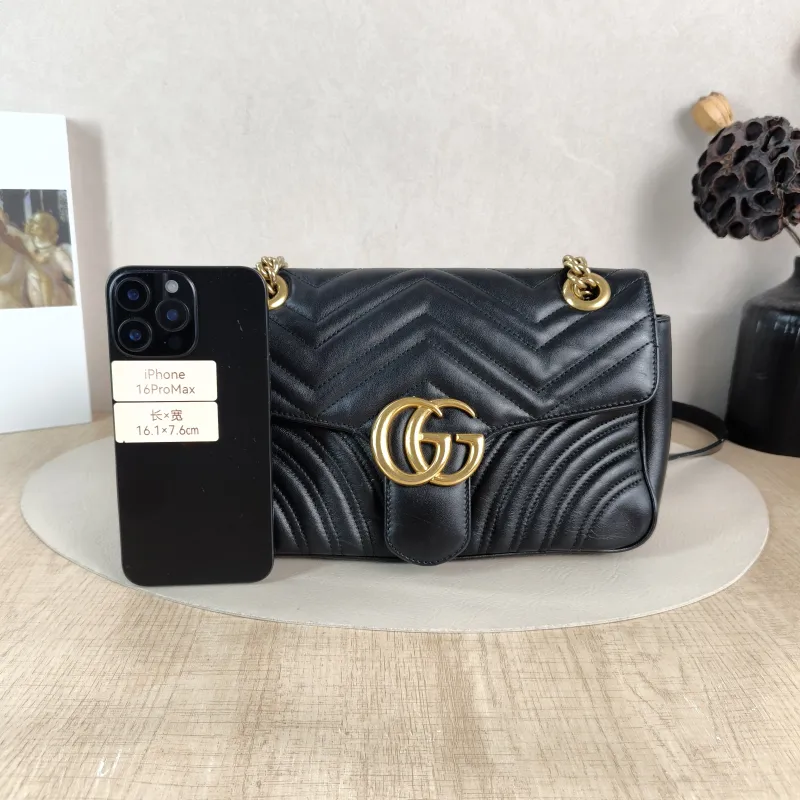 GUCCI Crossbody Bag GG Marmont Medium Marmont 26 Black CC alfskin Medium 26 × 7 × 15 cm — cover view 5 of 5