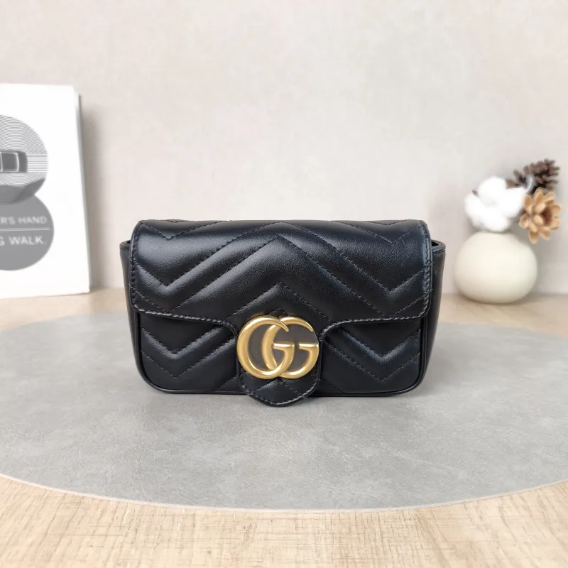 GUCCI Crossbody Bag GG Marmont Mini Marmont Mini Black Calfskin Mini 16.5 × 4.5 × 9.5 cm