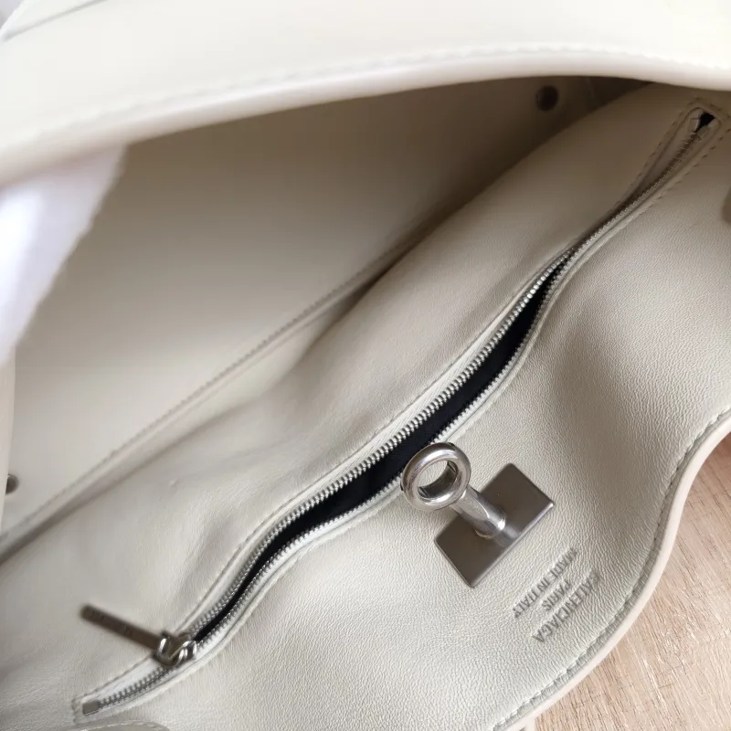 BALENCIAGA Shoulder Bagbel air White Calfskin One Size35 × 10 × 21 cm — detail view 11 of 12