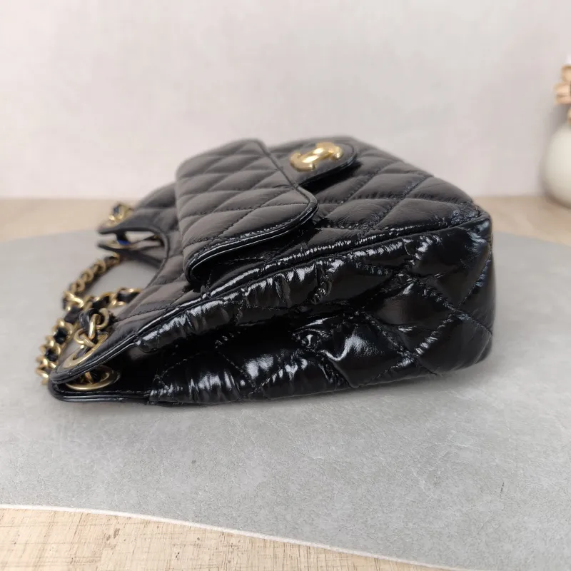 Chanel Crossbody Bag HOBO Black Waxed Leather Calfskin Small 19 × 6 × 17 cm — detail view 6 of 12