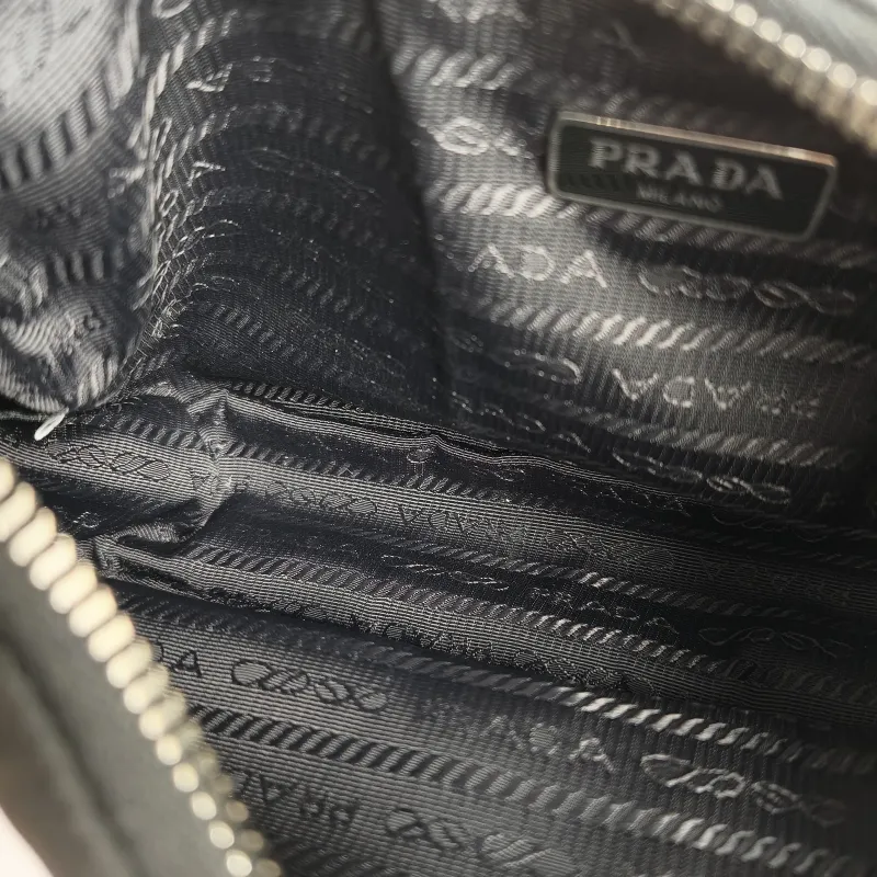 PRADA Crossbody Bag Re-Edition 2005 Hobo Black Nylon Mini 22 × 6 × 18 cm — detail view 4 of 12