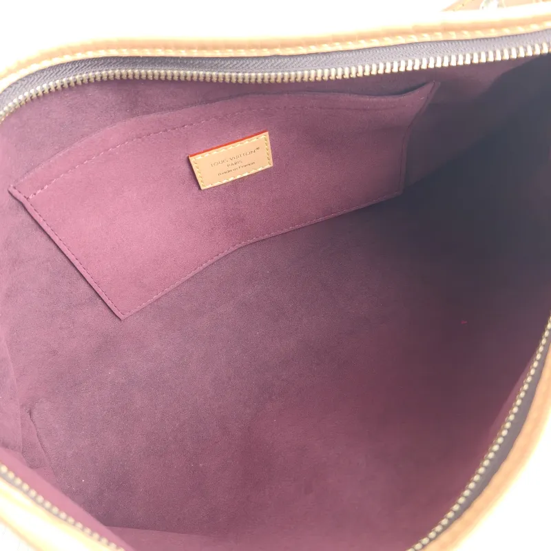 Louis Vuitton Shoulder Bag Carryall East West Monogram PVC One Size 36 × 10 × 19 cm — detail view 2 of 11
