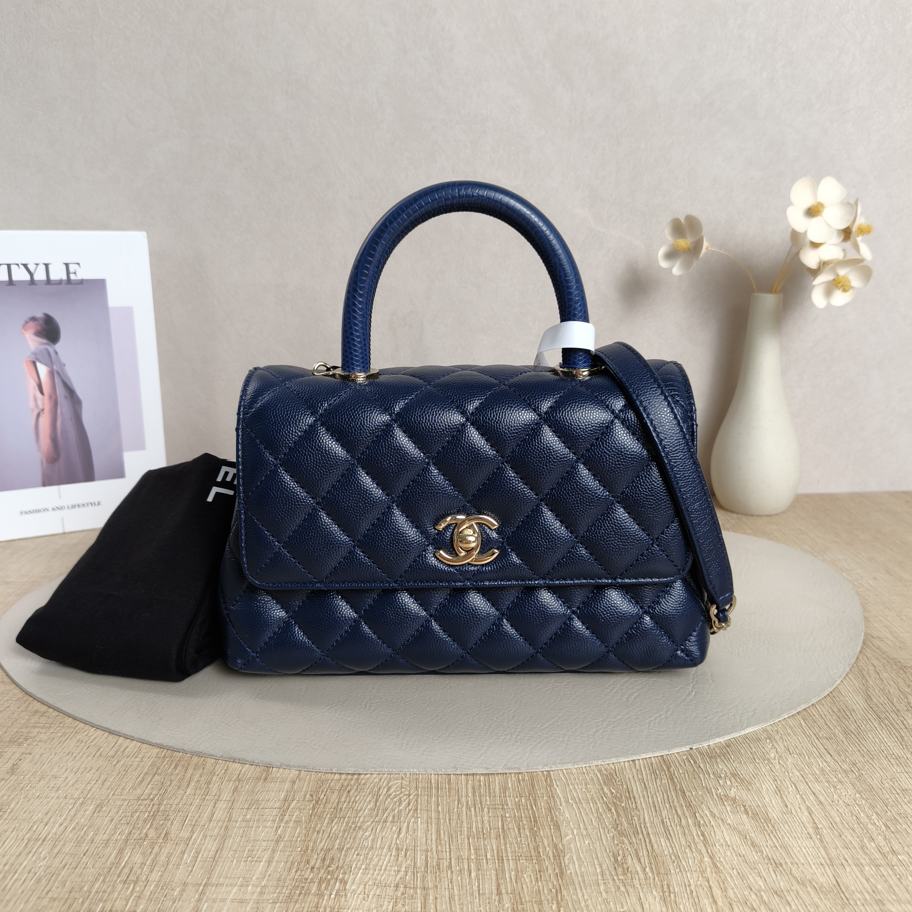 Chanel Top Handle Bag Coco Handle Grained Calfskin Small24 × 10 × 14 cm — cover view 9 of 12