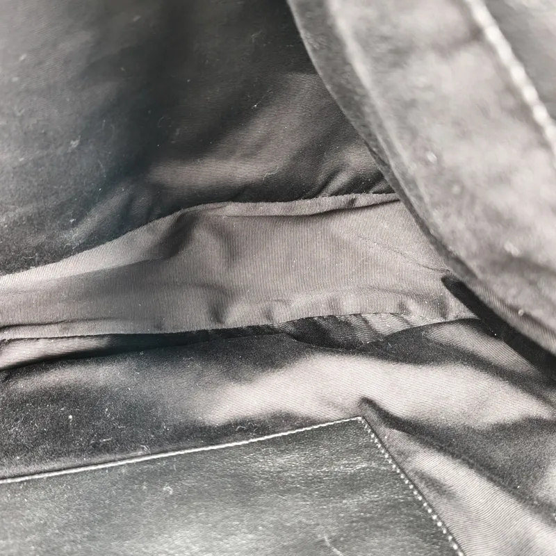 SAINT LAURENT Crossbody Bag Jamie 4.3 Chain Bag Black SL ambskin Large43 × 9 × 29 cm — detail view 8 of 13