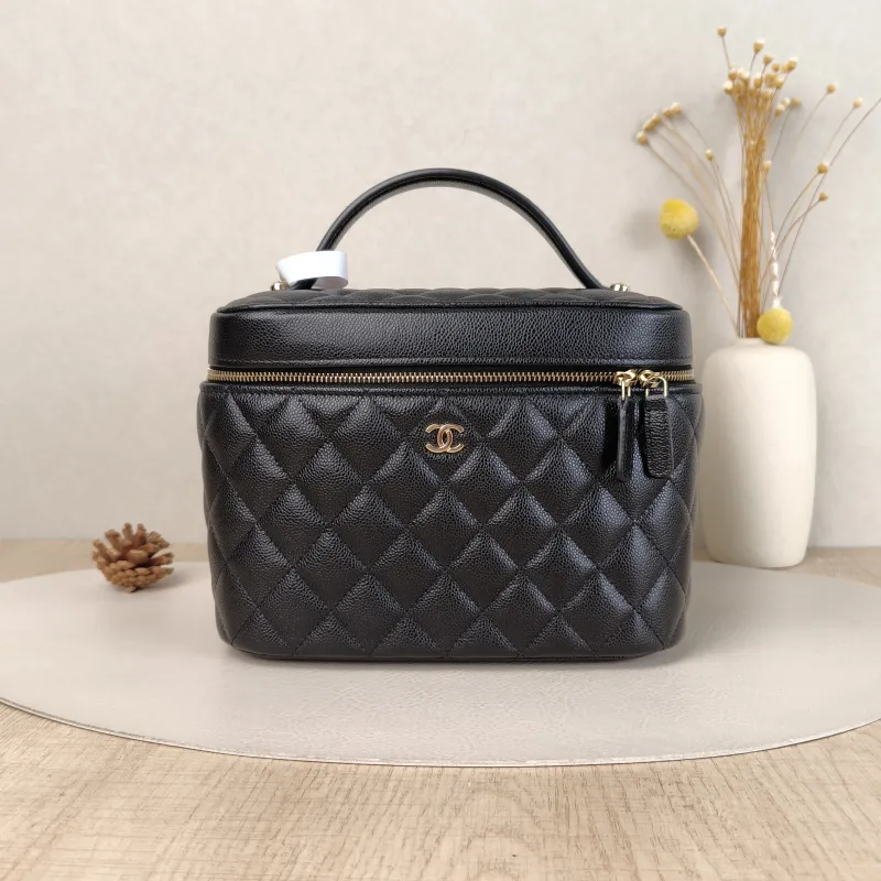 Chanel Top Handle Bag 22C Box Bag Cosmetic Bag Black Grained Calfskin 21 × 14 × 15 cm