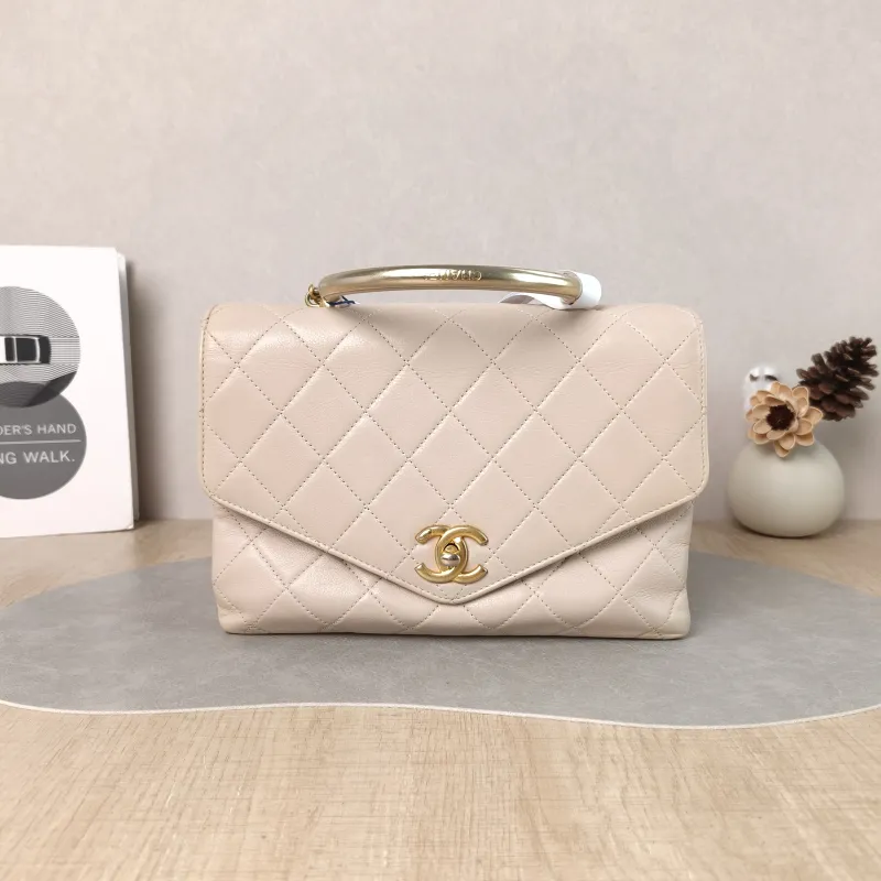 Chanel Crossbody Bag Crossbody Bag Beige Calfskin One Size24 × 10 × 16 cm