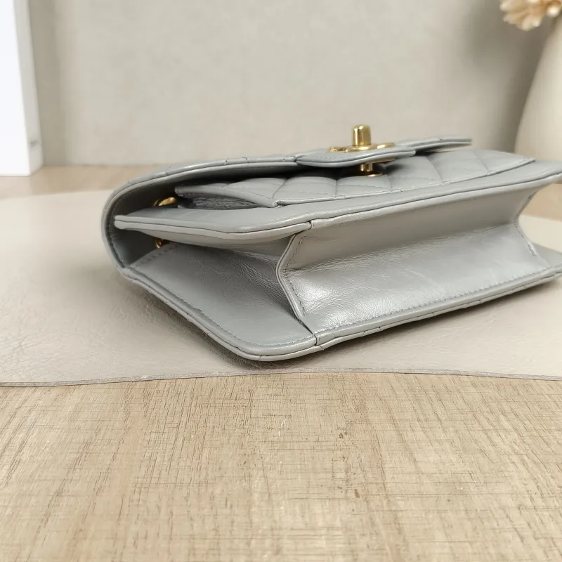 Chanel Crossbody Bag23s Messenger Bag Grey Calfskinmini19.5 × 6 × 13 cm — detail view 2 of 15